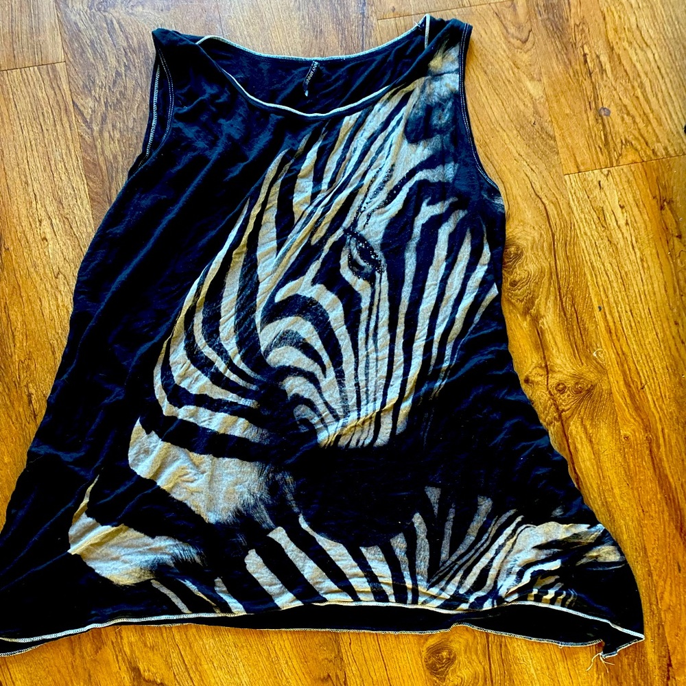 Cute comfy zebra shirt